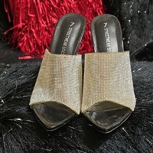 Streetwear Society Gold Women's Shoes